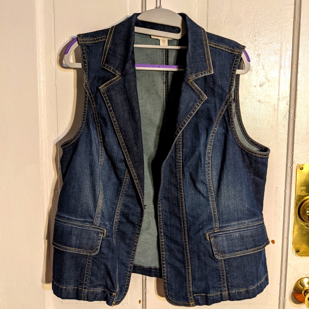 Vintage denim vest / jean vest